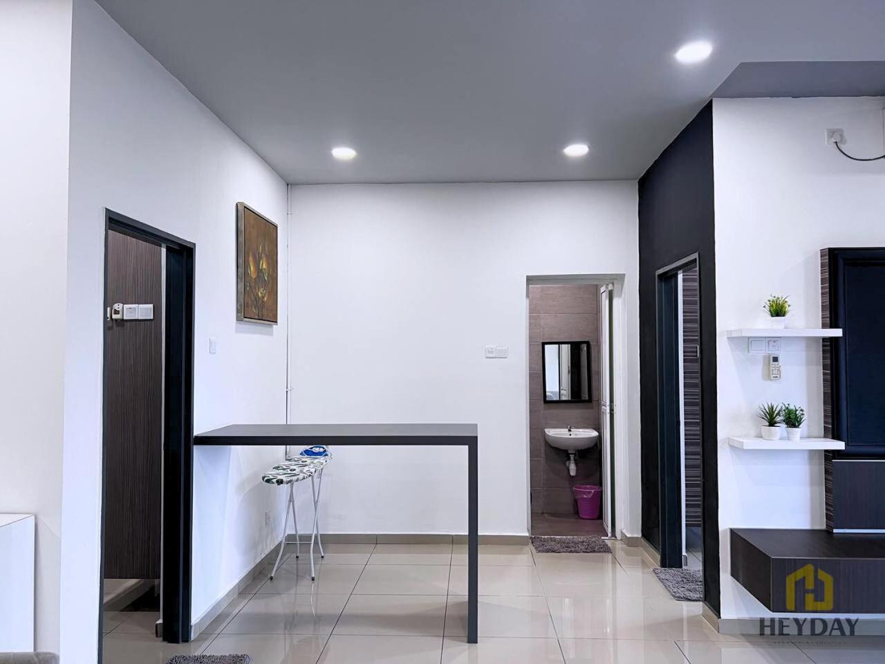 Seaview Homestay Masai By Heyday Екстериор снимка